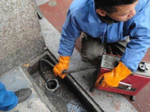 市南疏通下水道