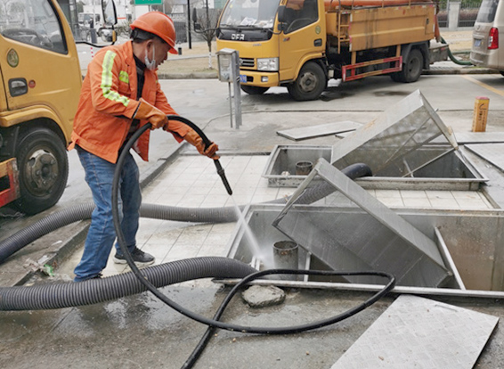 市南隔油池清理